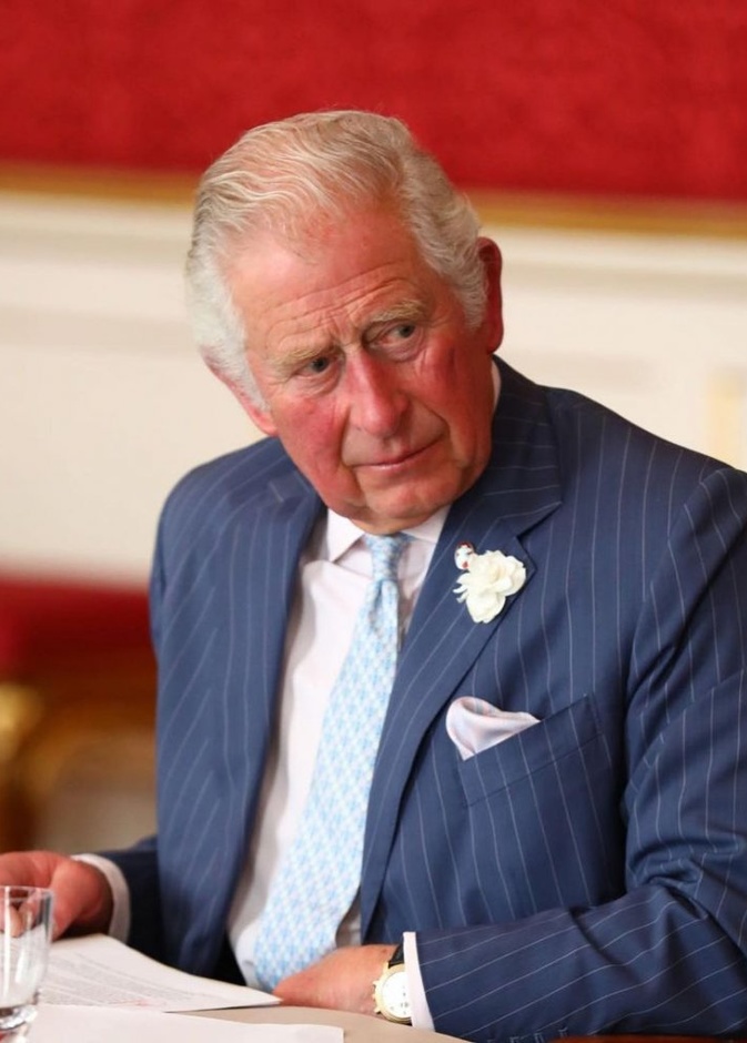 الأمير تشارلز يستضيف مراسم تقليد الأوسمة في قصر سانت جيمس