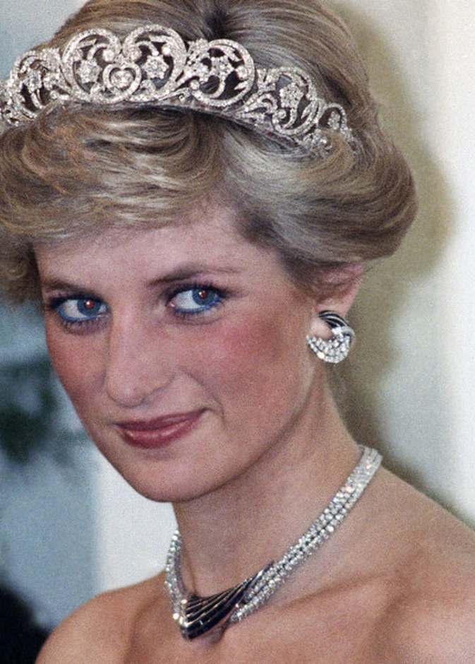 تعرف على سبب إلغاء الاحتفال الكبير لإزاحة الستار عن تمثال الأميرة ديانا