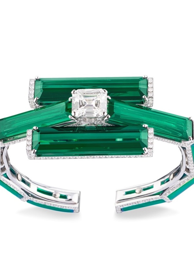 إسوارة من فابيو ساليني Fabio Salini