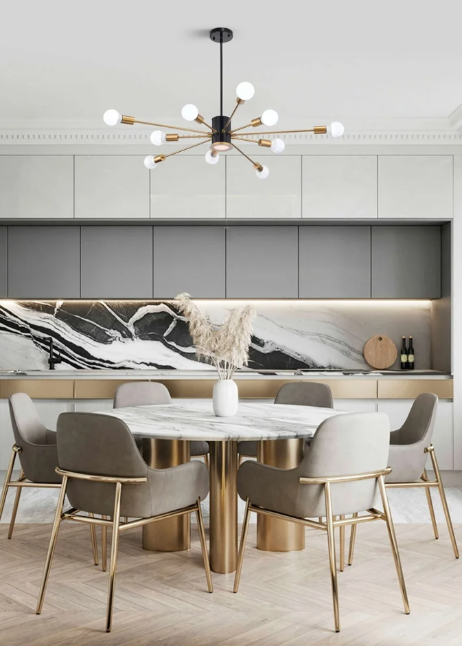  الذهبي في غرف الطعام يعكس الفخامة والتألق