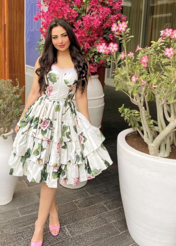 من مجموعة دولتشي أند غابانا تختار سهير القيسي أجمل التصاميم الـA line