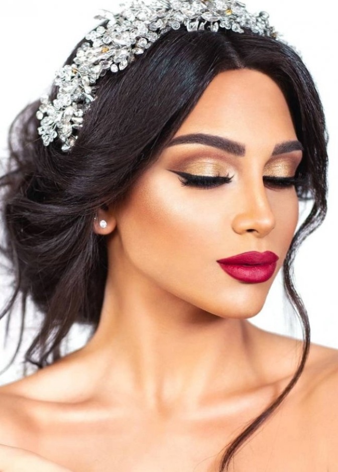 الوان احمر الشفاه الرائجة بالاحمر لعروس 2021 من حساب خبير التجميل سامر بريطع على انستغرام