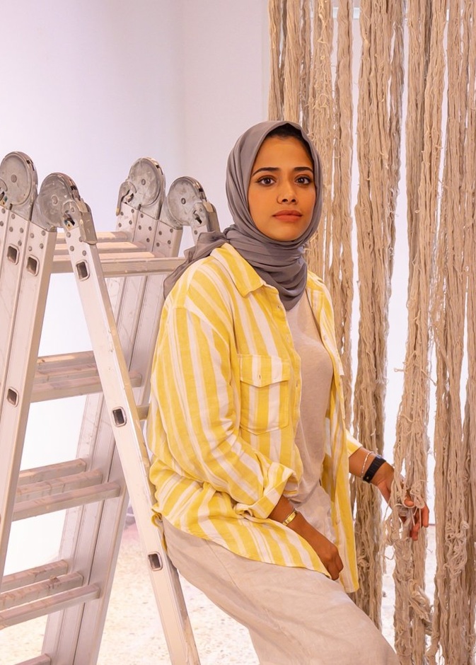 الفنانة الإماراتية عفراء الظاهري