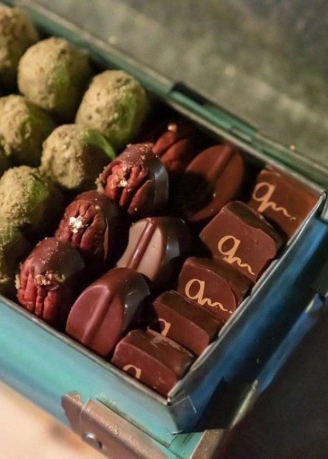 قطعة ساحرة من الشوكولاتة من Hańoverian. 