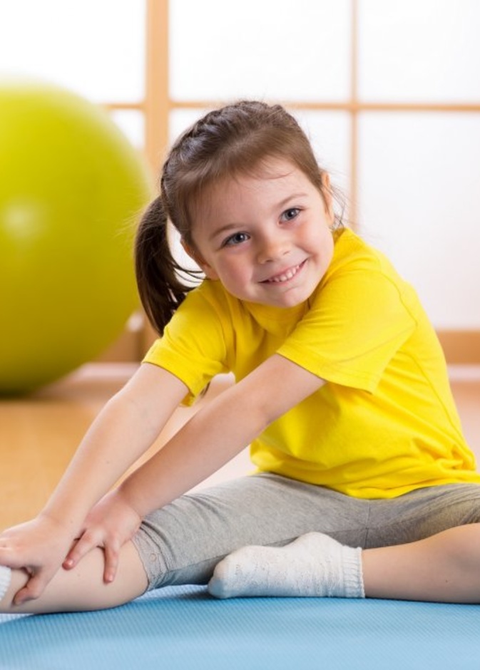 تمارين رياضية فعالة ومنزلية مخصّصة للأطفال في موسم الصيف 