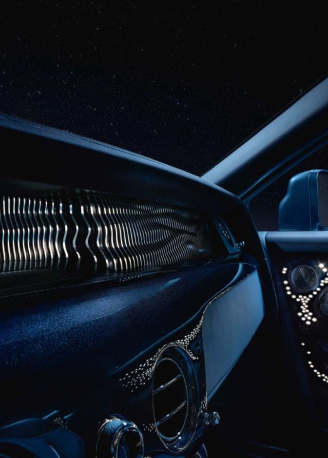 فانتوم تيمبوس تتألق في دبي