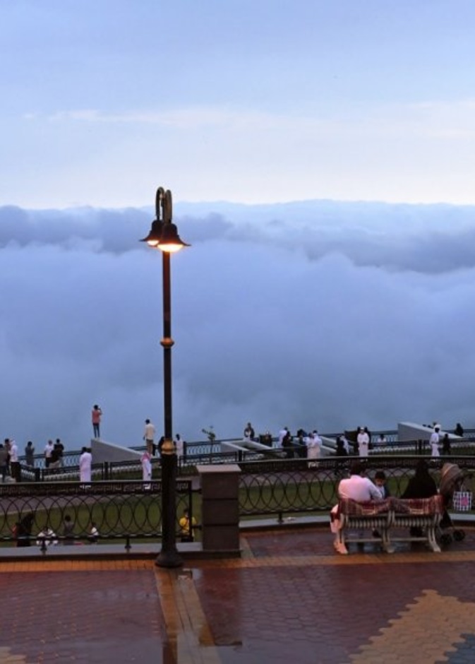 تمتع بجولة فوق السحاب في ممشى الضباب - المصدر وكالة الأنباء السعودية