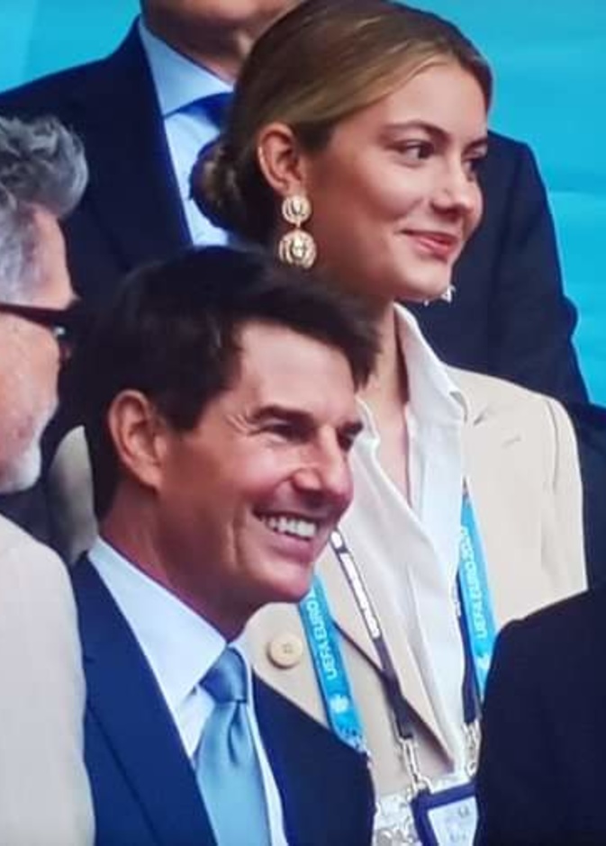 بيكهام وتوم كروز