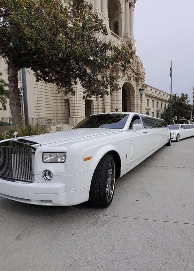  كيم كارداشيان Kim Kardashian