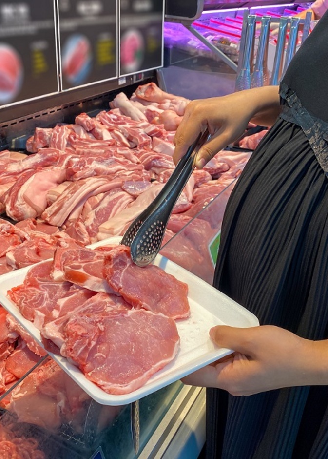 كيف تأكل الحامل لحم العيد بطريقة آمنة