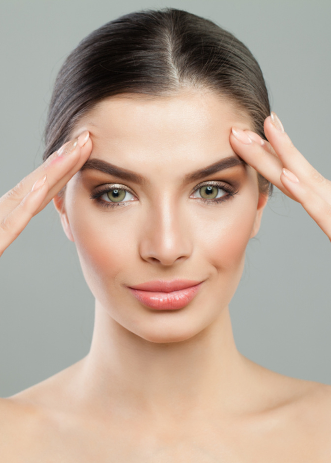 خطوات إجراء عملية رفع الحواجب لاطلالة مميزة يوم عيد الأضحى 2021