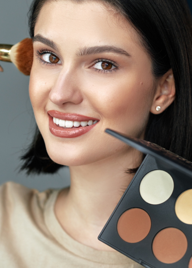 طريقة تطبيق مكياج ناعم