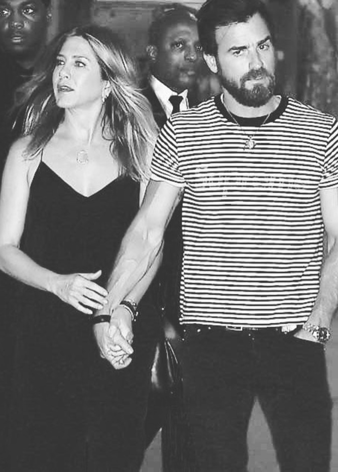  جينيفر أنيستون وجاستين ثيرو