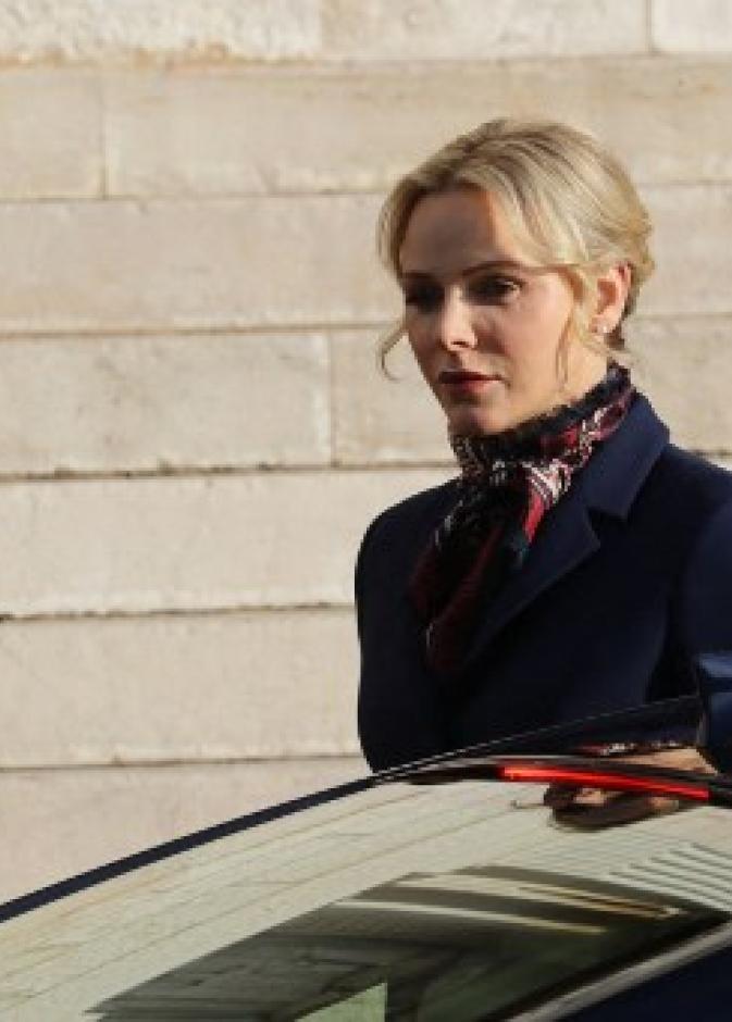 شارلين أميرة موناكو تكشف عن سبب إصابتها بعدوى الأذن والأنف والحنجرة