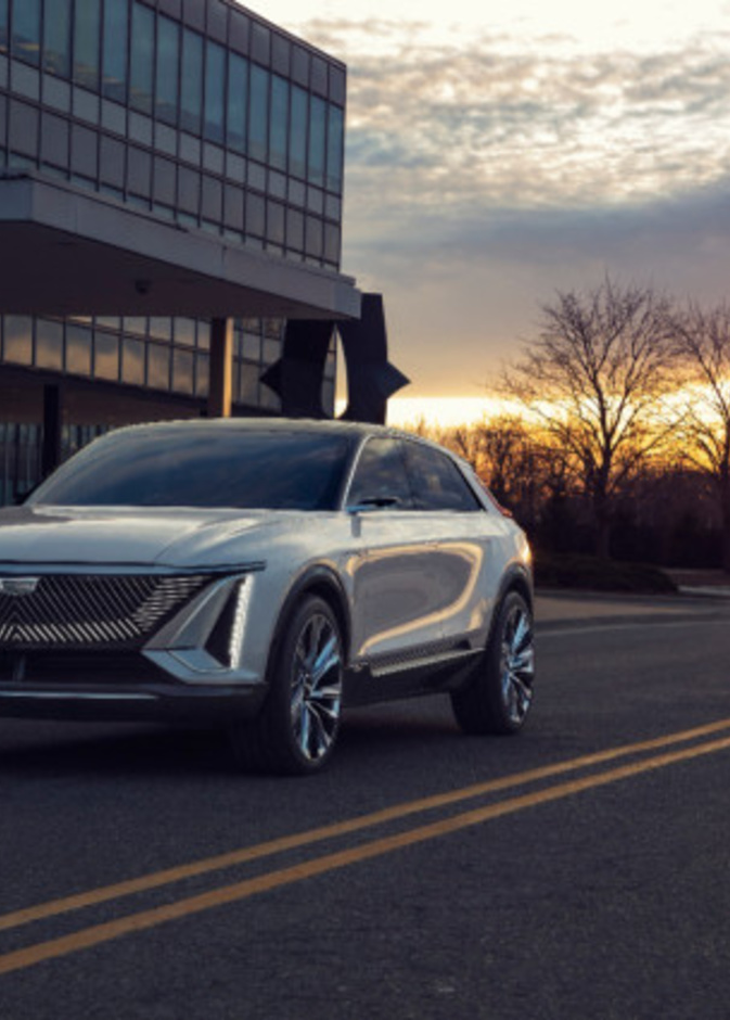  كاديلاك تعمل على إتاحة سيارات كهربائية رباعية الدفع