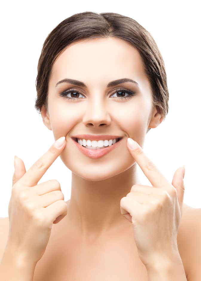 وصفات طبيعية سريعة لتبييض الأسنان استعدادا لعيد الاضحى 2021