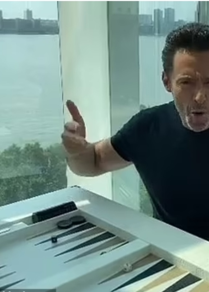 هيو جاكمان_ الصورة من حساب هيو جاكمان على إنستجرام