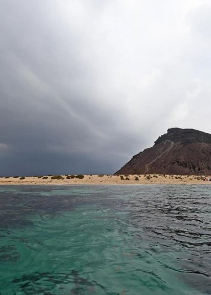 جزيرة "كدمبل".. وجهة مثالية لعشاق البحر والمغامرة في السعودية- المصدر وكالة الأنباء السعودية 