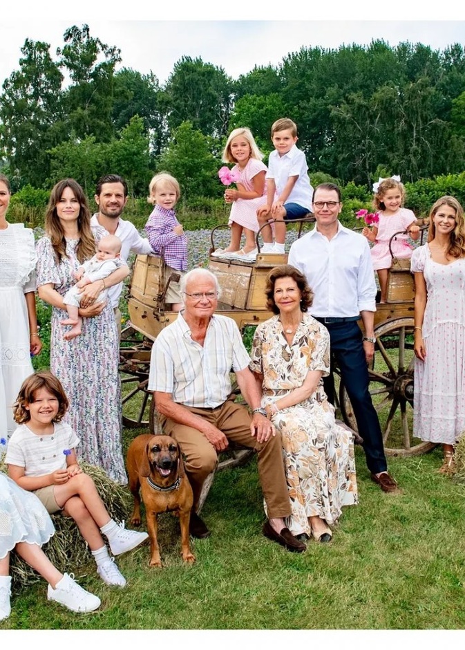 صورة عائلية جديدة للعائلة المالكة في السويد