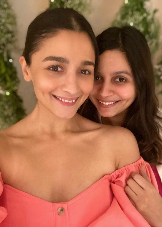  أحدث صور عليا بهات على مواقع التواصل