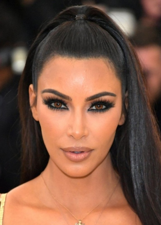 صيحة الآيلاينر المسحوب بالمقلوب تعود من جديد