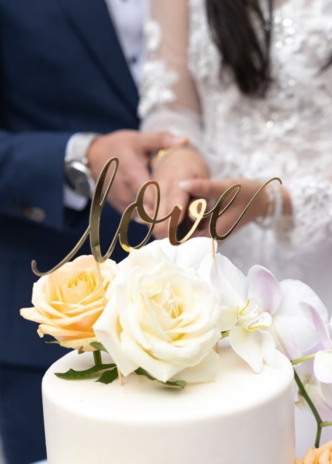  العروسان دفعا مبالغ طائلة لإقامة حفل زفاف فخم Wedding Dreamz