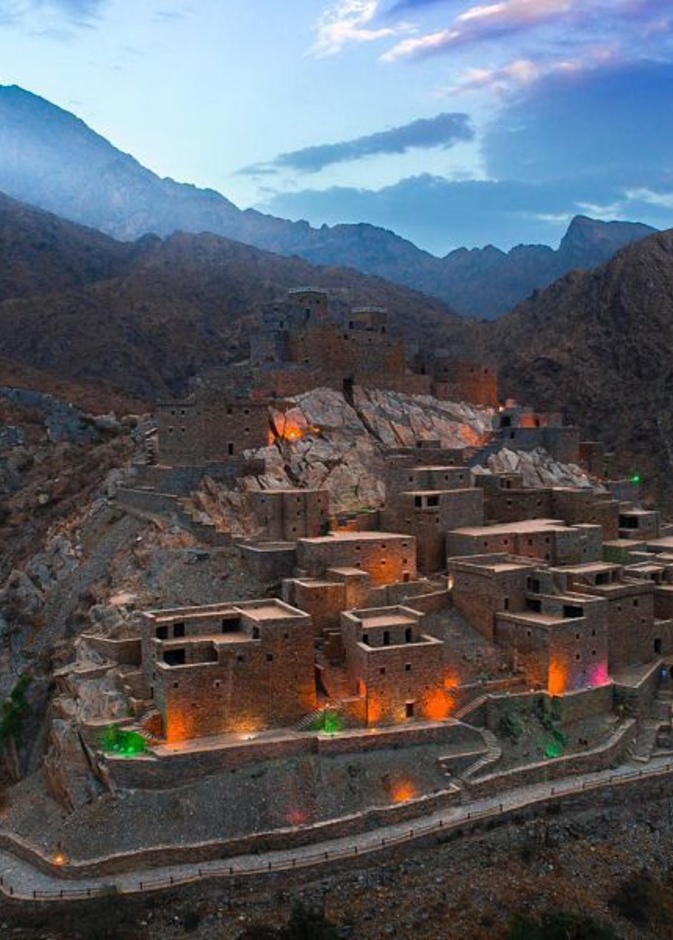 قرية ذي عين التراثية.. بقعة تاريخية ساحرة على أرض المملكة - الصورة من وكالة الأنباء السعودية 