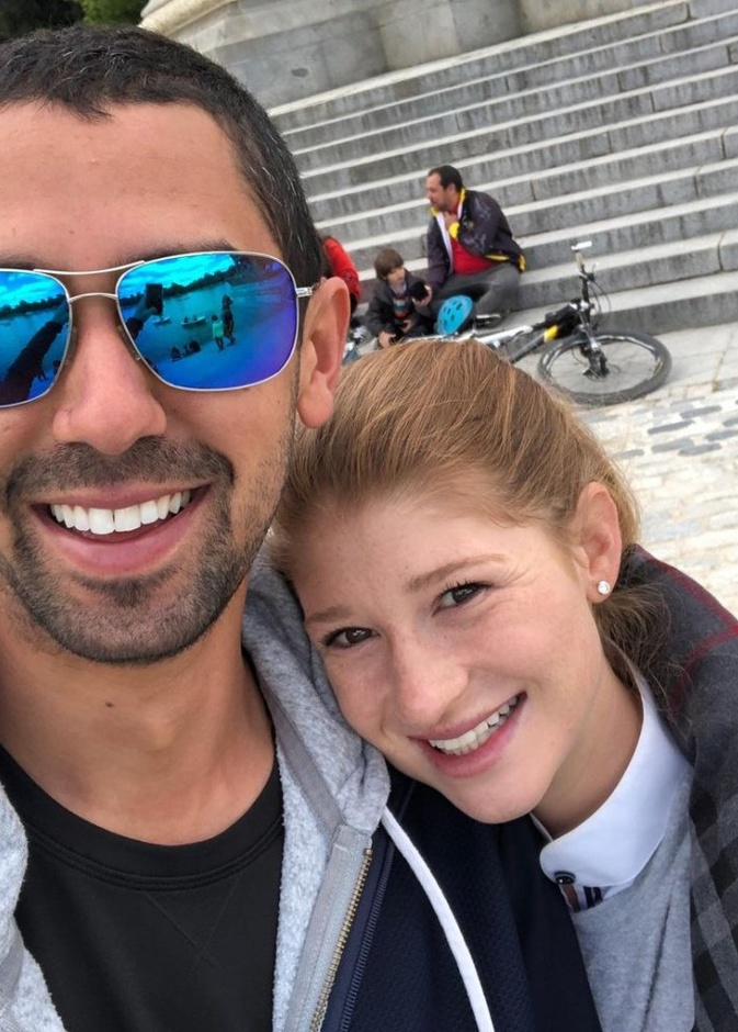 ناير نصار وخطيبته