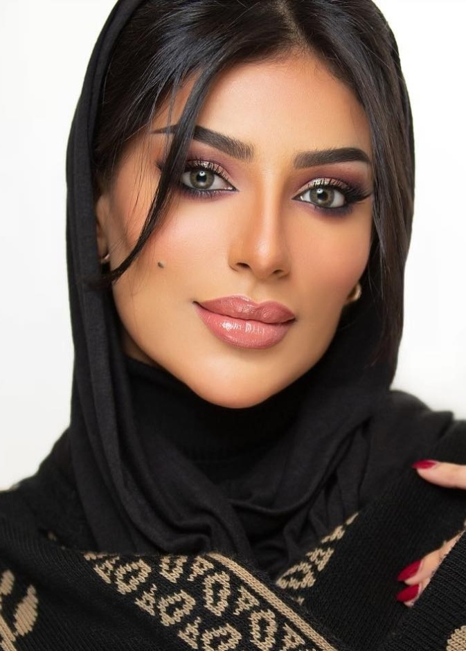 فاطمة الأنصاري