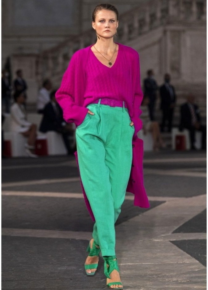 كيمونو بألوان ترابية من Dior