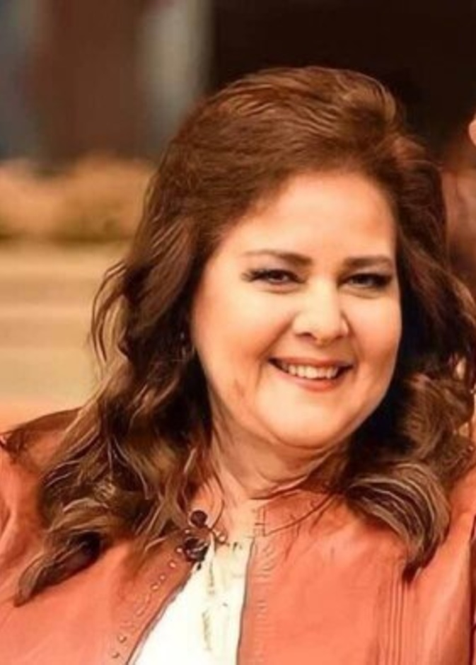 دلال عبدالعزيز