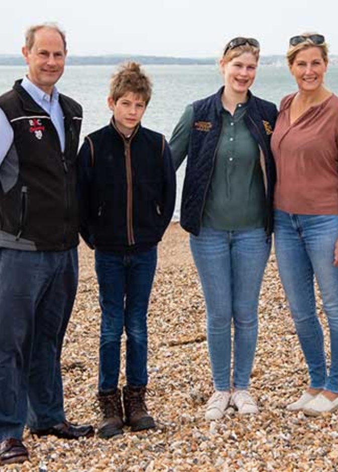 كيف تخطط عائلة وسكس لقضاء عطلتها الصيفية في هذا العام؟