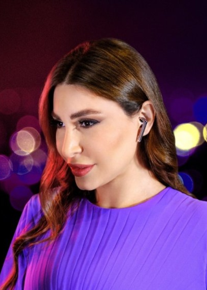 هواوي تتعاون مع النجمة يارا في فيديو موسيقي شيّق يُظهر سماعات HUAWEI FreeBuds 4 الجديدة