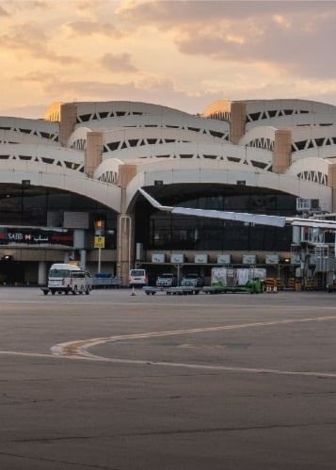 مطار الملك خالد الدولي
