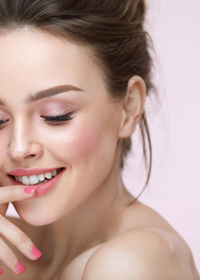 وصفات طبيعية لتوريد الشفاه دون استخدام الروج