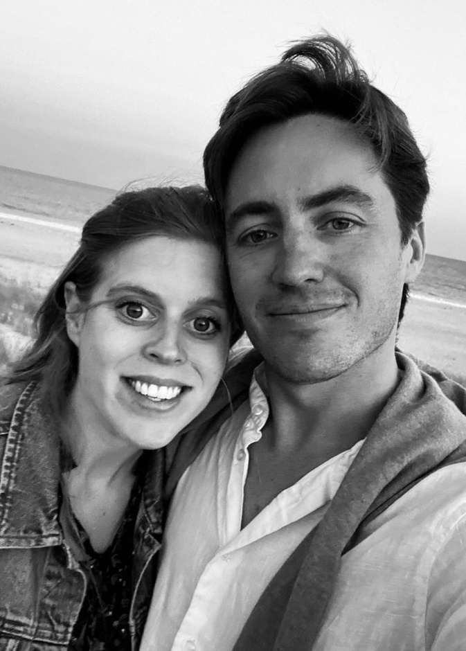 إدواردو مابيلي موزي يهنئ زوجته بعيد ميلادها