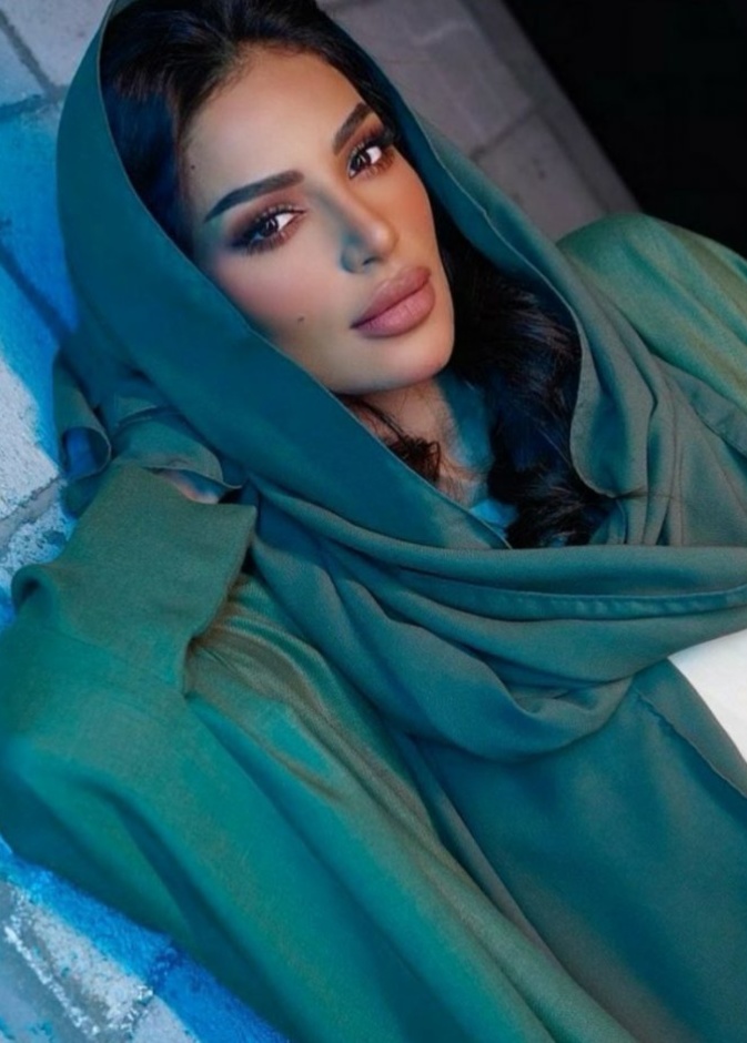 هدية فاخرة من يعقوب بو شهري لزوجته فاطمة الأنصاري تشعل السوشيال ميديا- الصورة   من حساب فاطمة الانصاري.