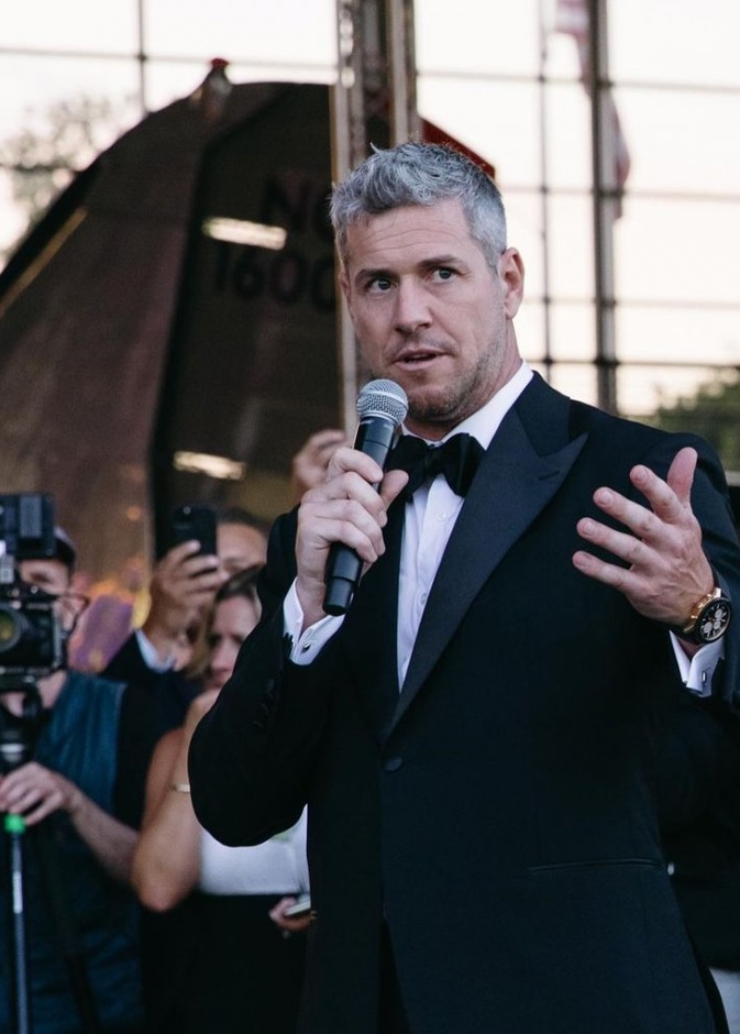 الصورة من حساب أنتوني أنستيد على إنستجرام