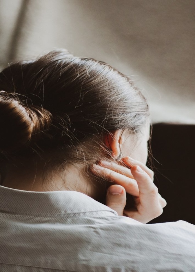 تدليك الرقبة من انواع علاج الالتواء