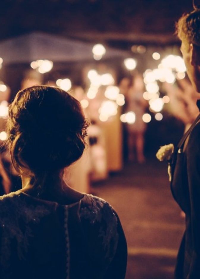 خلاف حاد بين عروس وشقيق عريسها في يوم الزفاف Andreas Rønningen