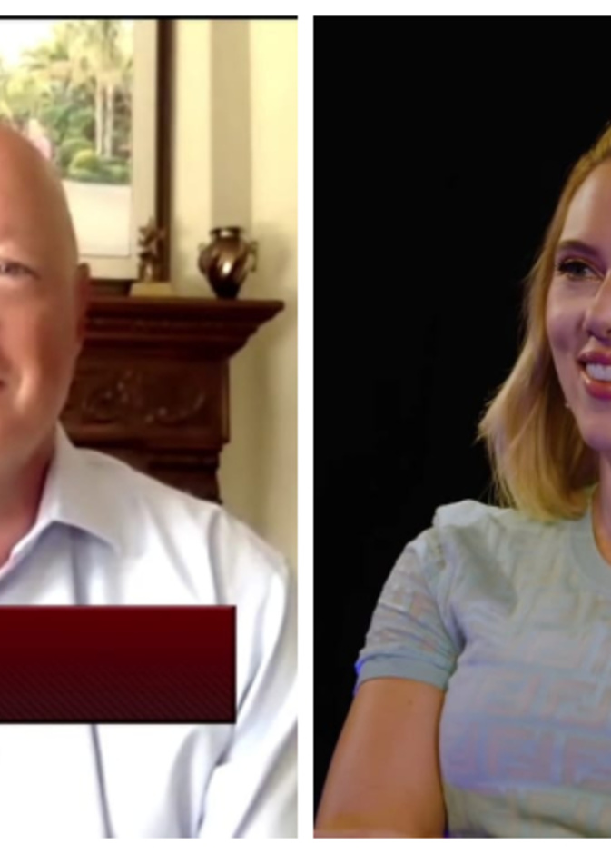 سكارليت جوهانسون والرئيس التنفيذي لشركة ديزني بوب تشابيك