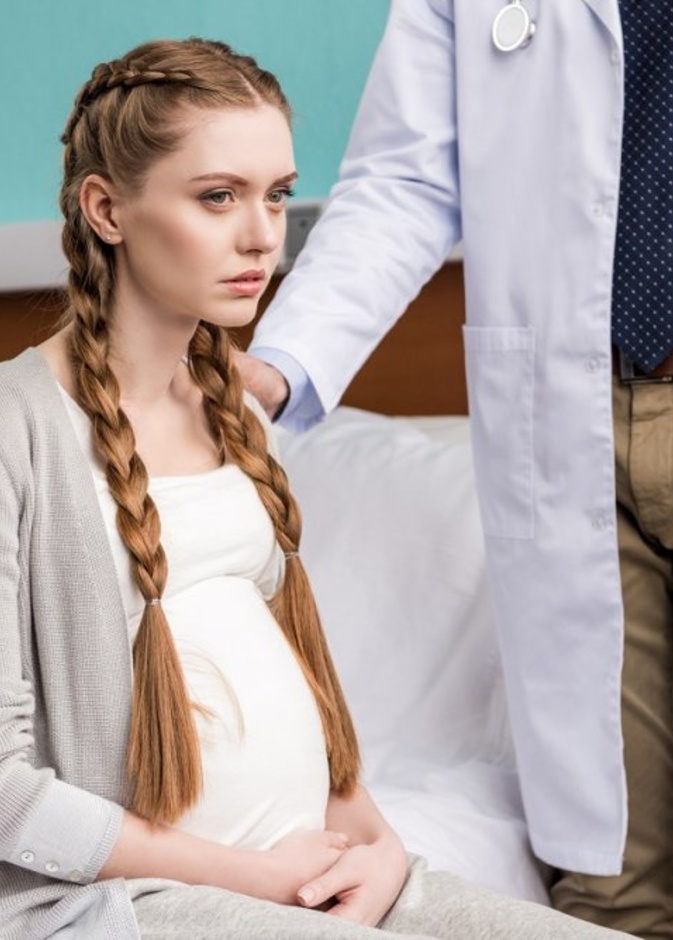 هل ينمو كيس الحمل بدون جنين وما هي مضاعفات كيس الحمل الفارغ