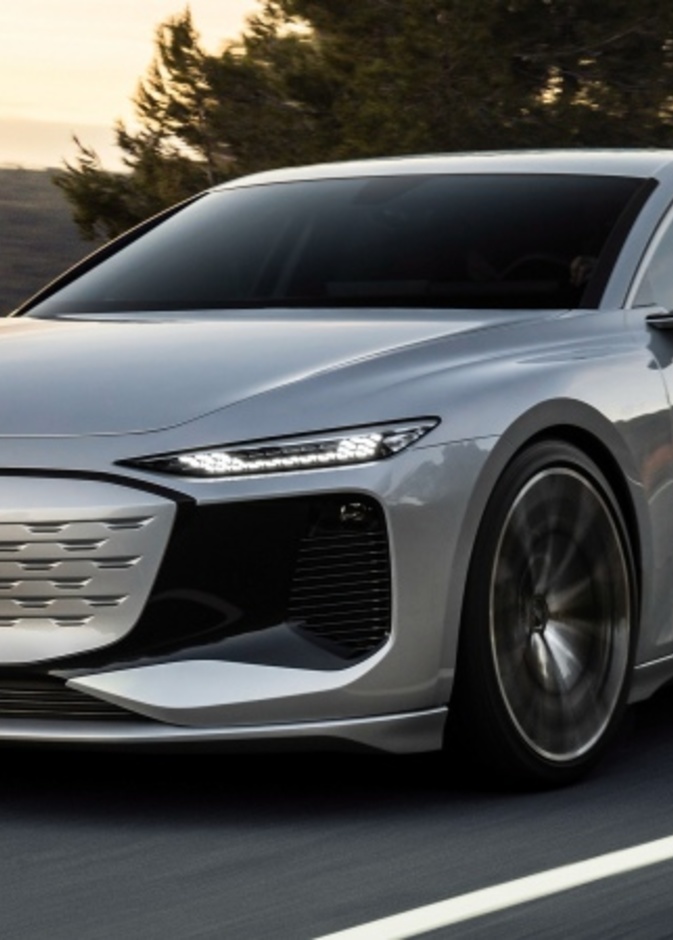 لاعبو بايرن ميونيخ الألماني يحصلون على سيارات أودي الكهربائية