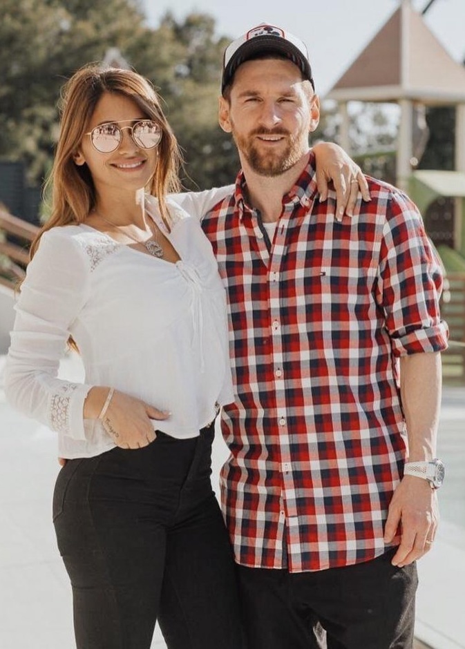 ليونيل ميسي وأنتونيلا روكوزو