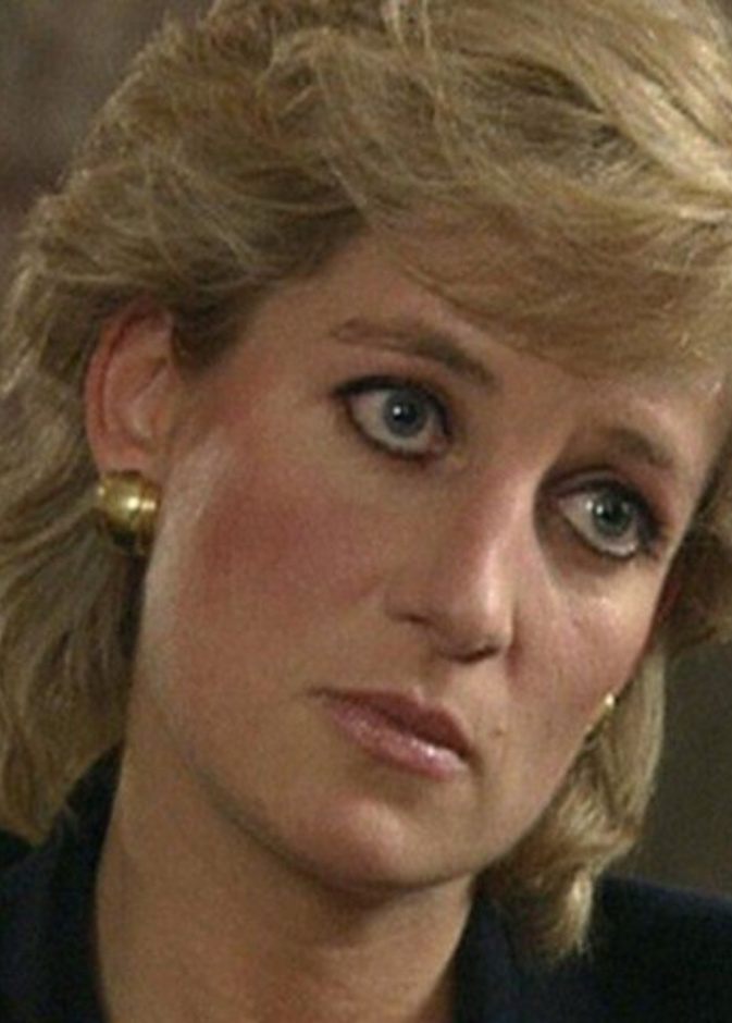 بي بي سي تتفاوض على دفع تعويض للأمير تشارلز والأميرين وليام وهاري على مقابلة الأميرة ديانا