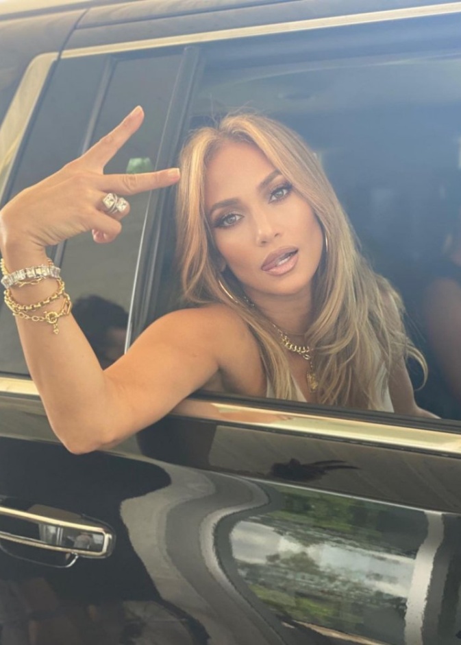 جينيفر لوبيز Jennifer Lopez