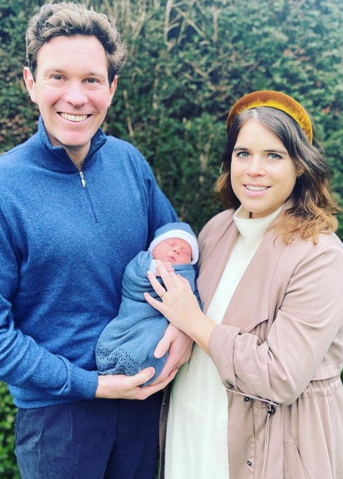 الأميرة يوجين قلقة من تسبب مراسم تعميد طفلها في إحراج ميغان وهاري