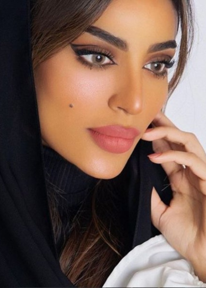  فاطمة الأنصاري