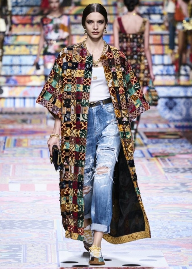 اطلالة من Dolce & Gabbana