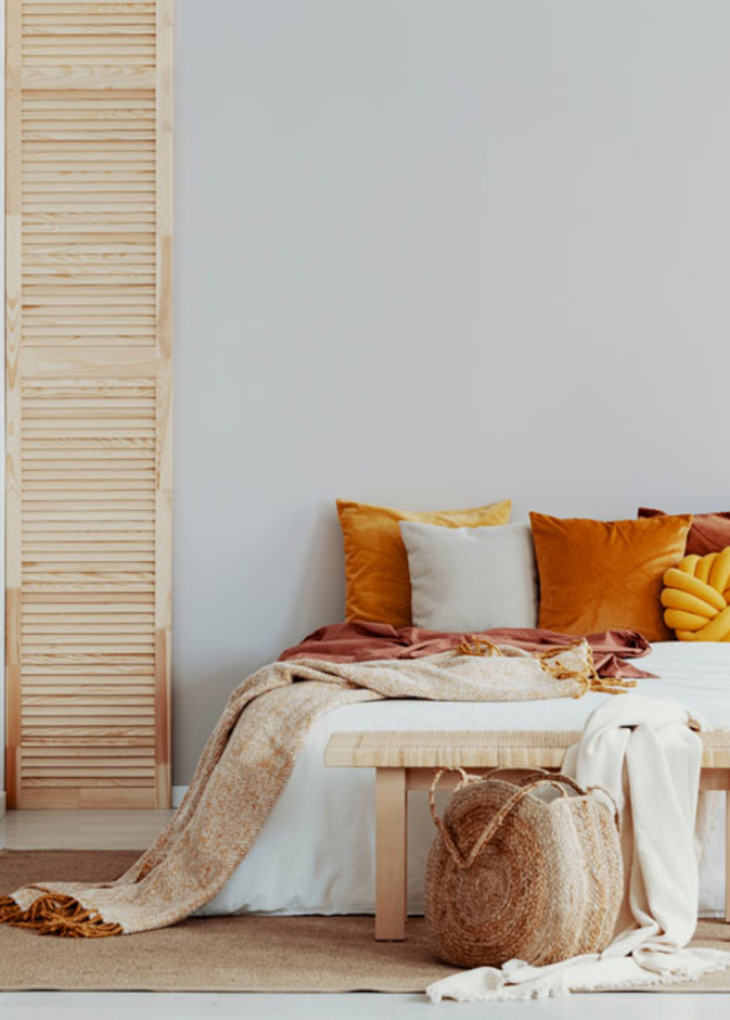  اكسسوارات غرفة نوم باللون البرتقالي والأصفر